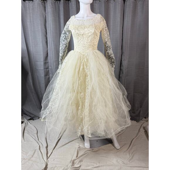 Vintage Lace and Tulle Tea Length Wedding Dress Sz Small - Picture 1 of 7